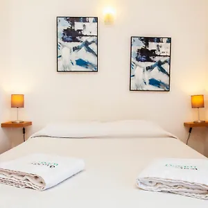 A38 - Rising Sun Top-floor Flat Apartment